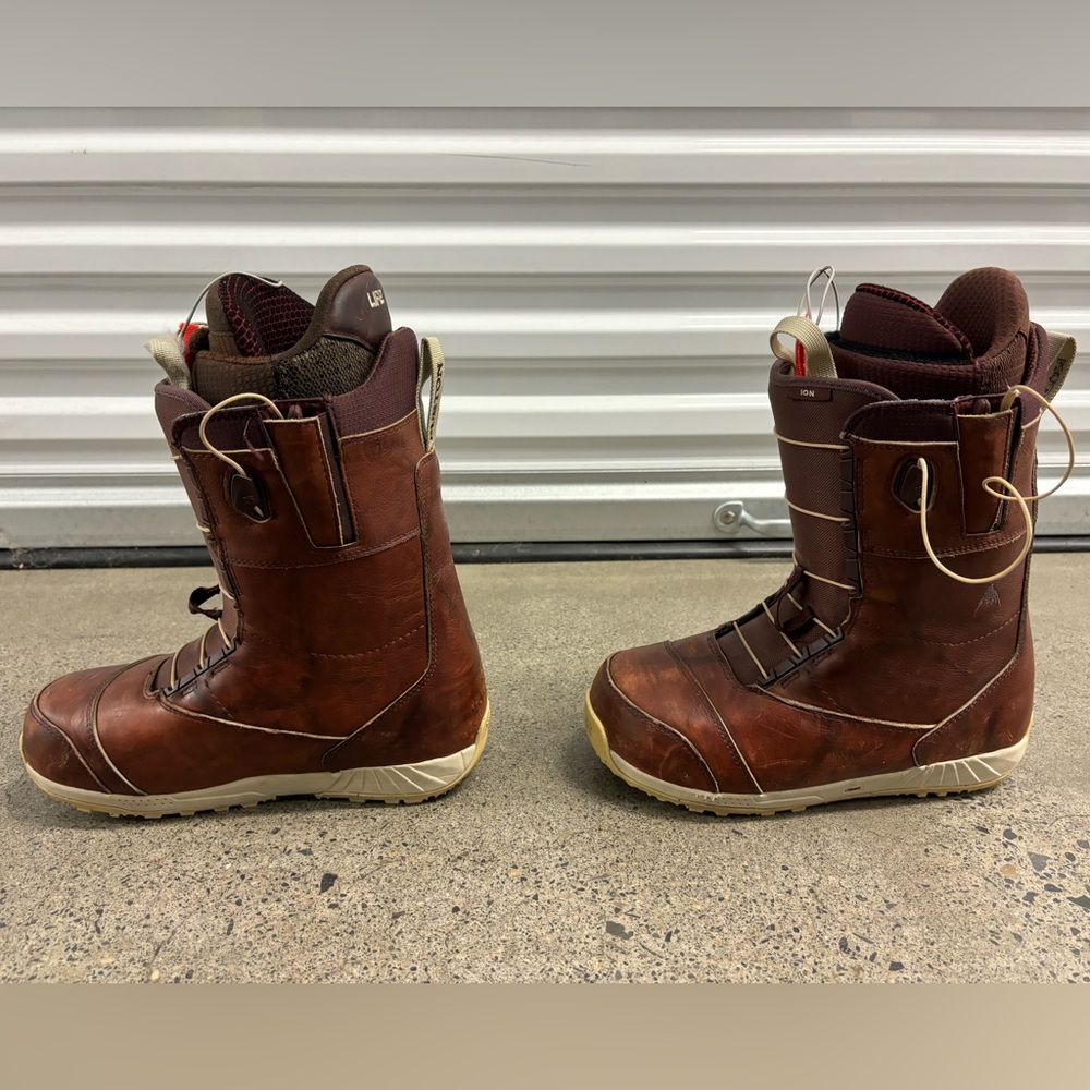 Leather Burton Ions